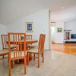 Olga-5 By Interhome דירה *