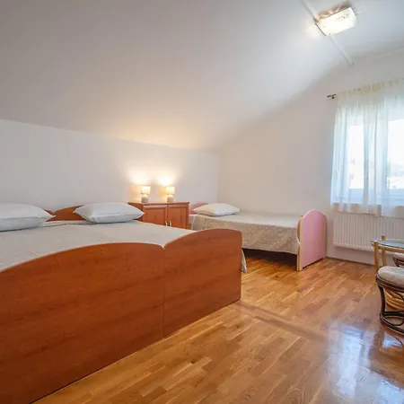 Apartamento Olga-5 By Interhome *