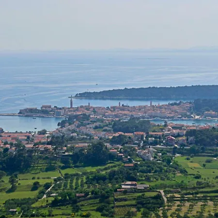 Apartamento Olga-5 By Interhome