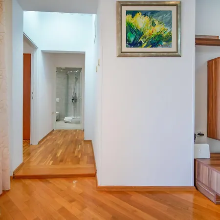 Appartement Olga-5 By Interhome