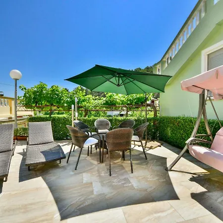 Olga-5 By Interhome Appartement Banjol